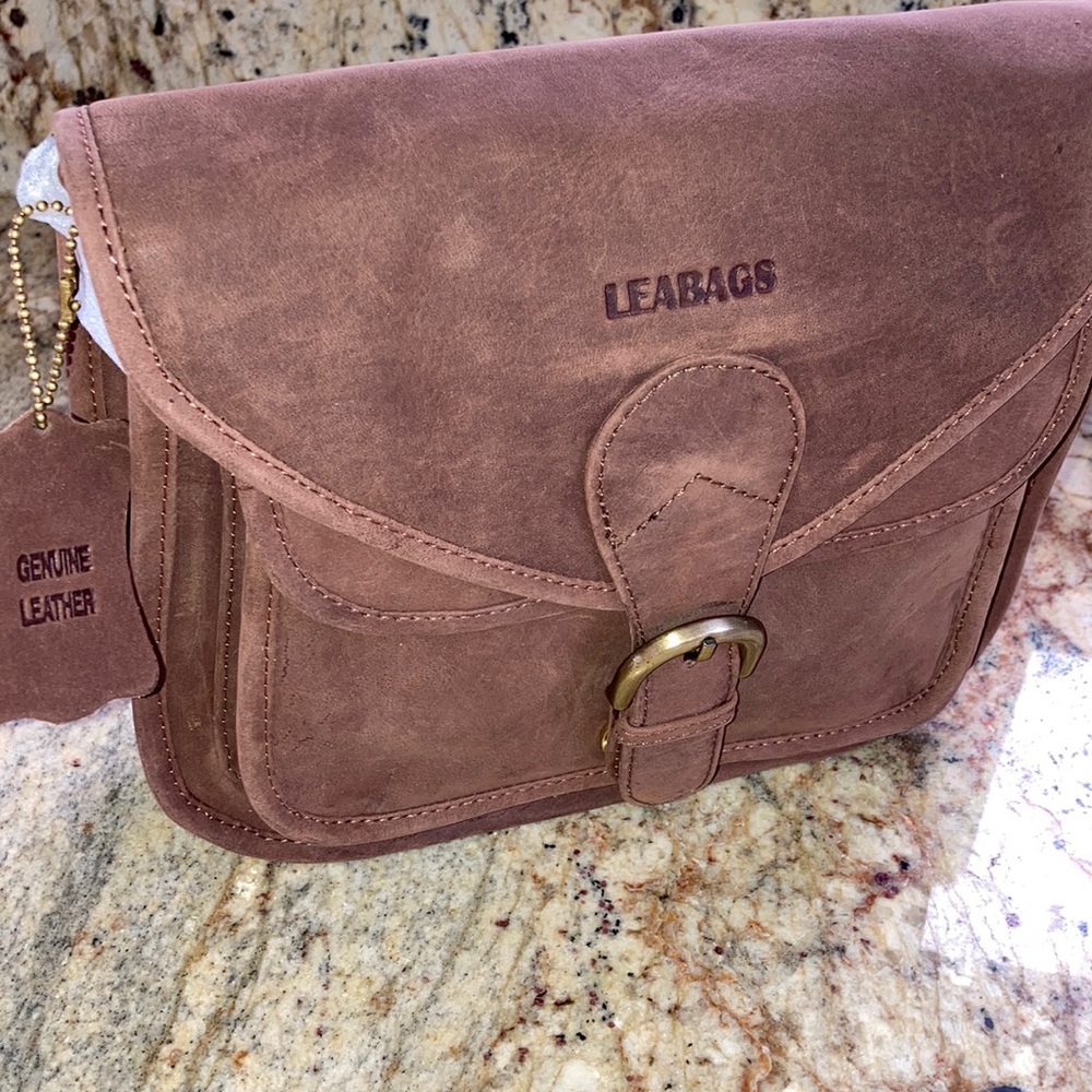 LEA genuine leather crossbody bag NWT